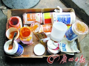 噴香鴨頭染色佐料煮出來(lái)