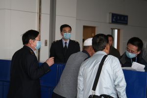 甘肅檢驗(yàn)檢疫局認(rèn)真檢疫朝覲返境穆斯林